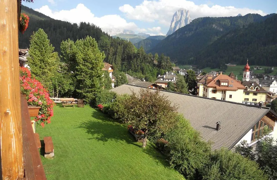 Garni Alba Bed & Breakfast-1